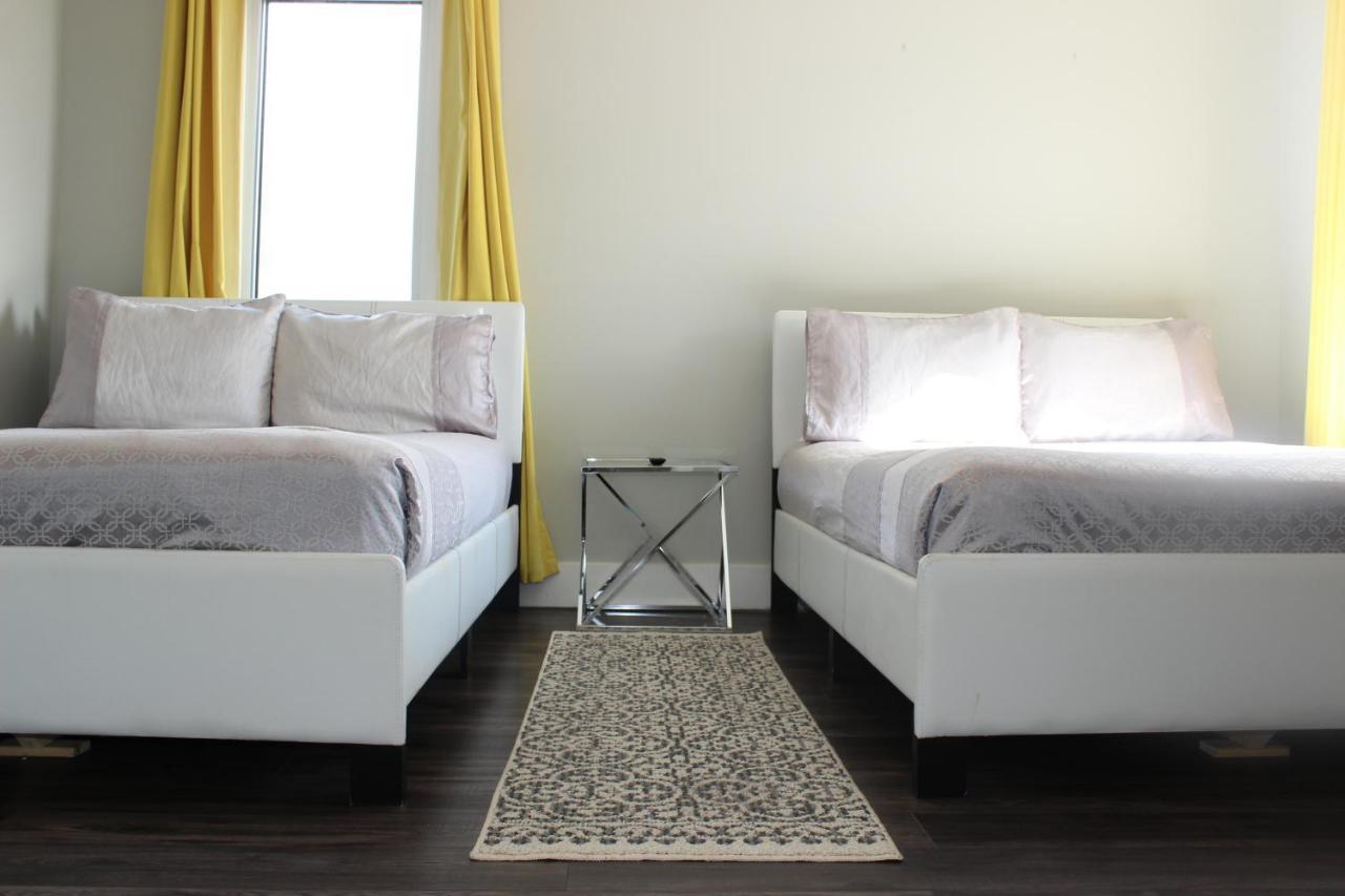 Luxury Boutique 2 Bedroom 4b - No Fee's * Niagara Falls